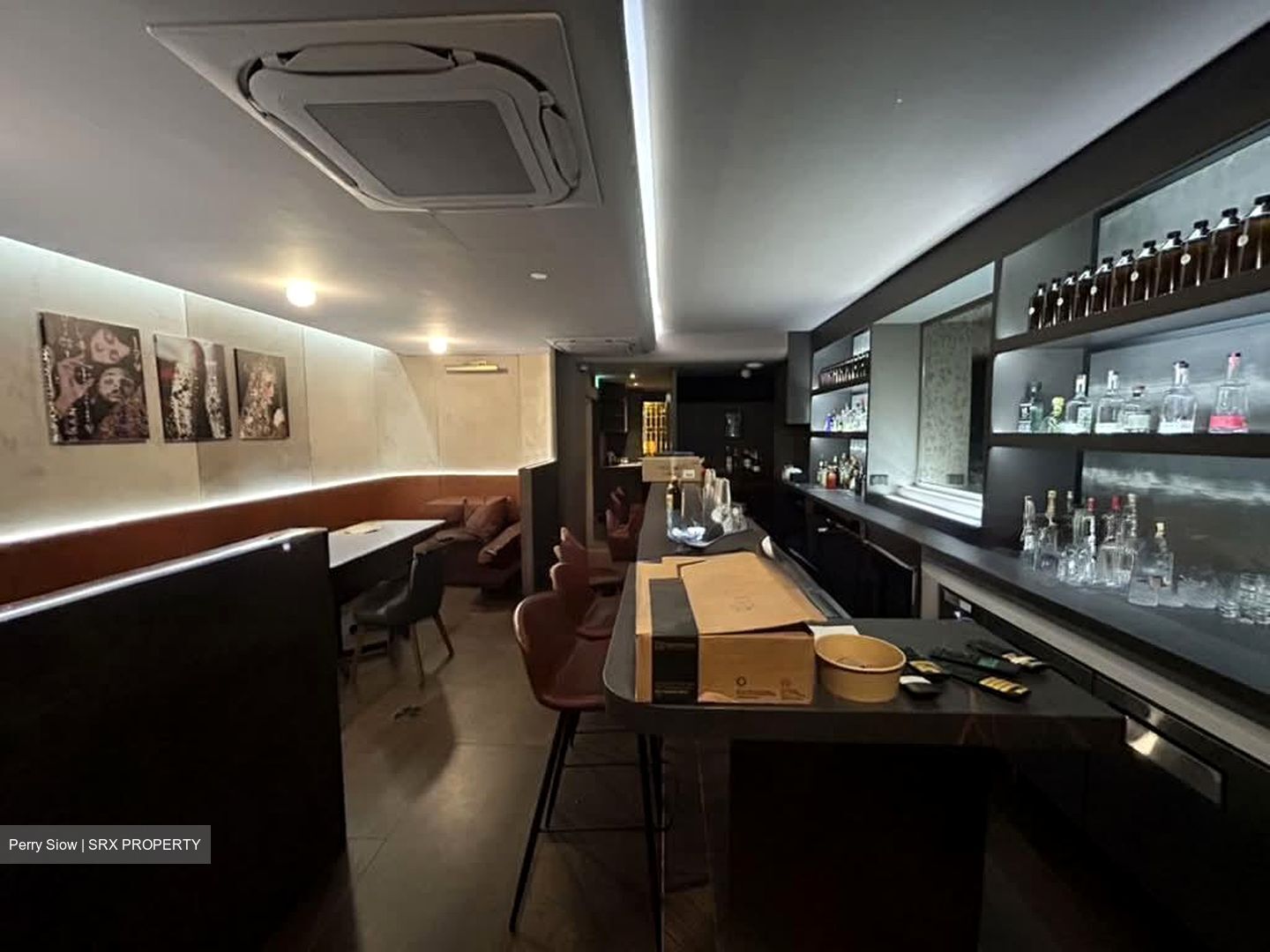 Telok Ayer Conservation Area (D1), Retail #596433081